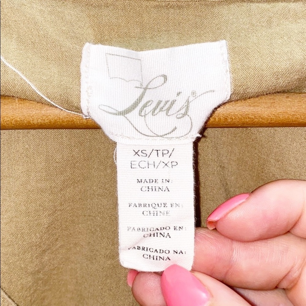 Levi’s Camel Button Front Tie Front Short Sleeve - image 4